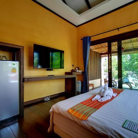 Hotel Relax House Lanta Old Town à Ko Lanta Extérieur photo