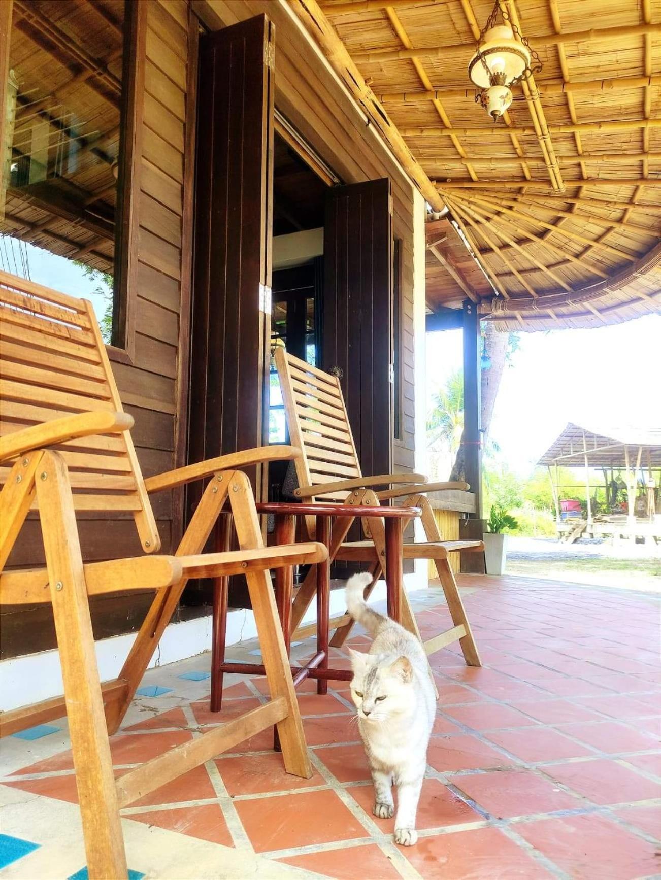 Hotel Relax House Lanta Old Town à Ko Lanta Extérieur photo